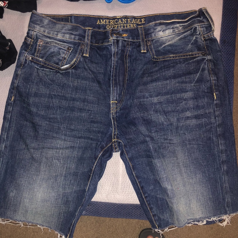 Men’s American eagle shorts